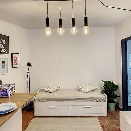 Ibiza -Sublime Studio Place De La Trinite- Netflix Apartment Toulouse Bagian luar foto